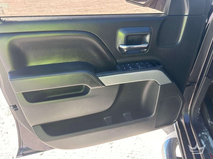 2015-chevrolet-silverado-1500-image-13