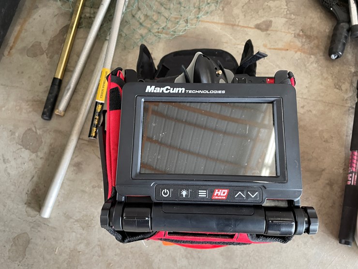 #7634-•-marcum-technologies-quest-hd-fish-finder-image-1