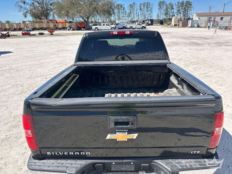 2012-chevrolet-silverado-1500-image-19