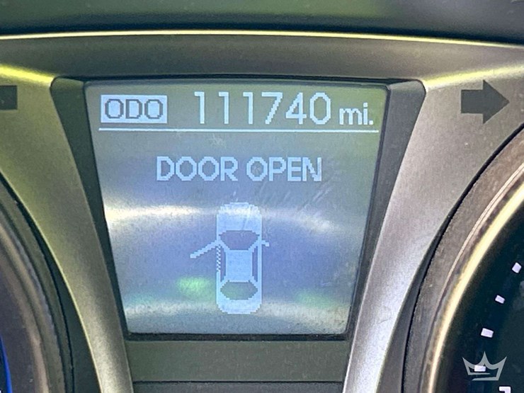 2015-hyundai-genesis-3.8-coupe-image-6