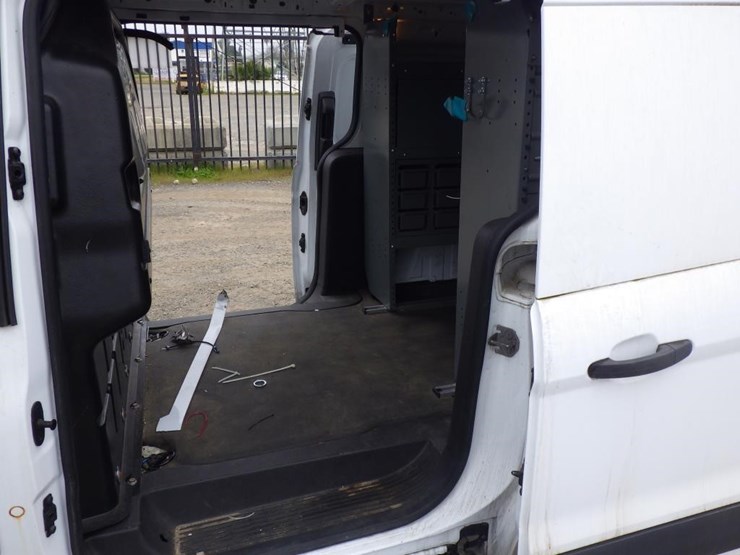 2017-ford-transit-connect-image-7