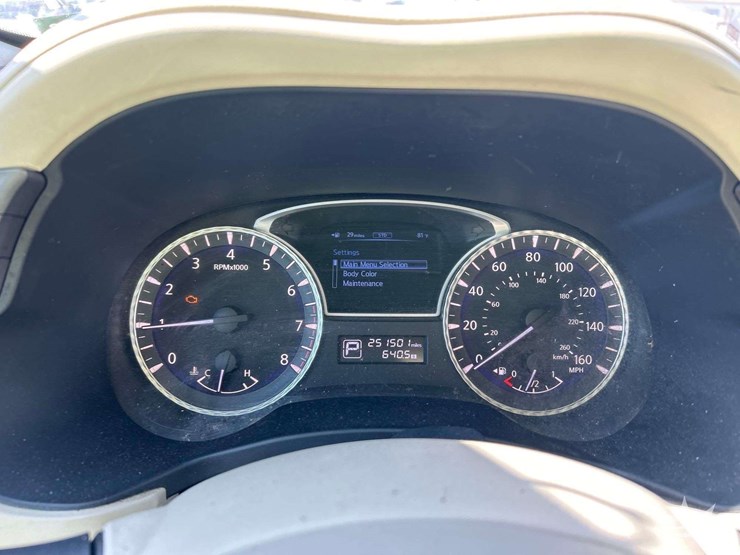 2013-infiniti-jx35-awd-suv-image-17