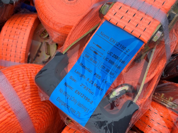 #8110-•-ratchet-tie-down-&-flat-pack-tool-box-image-4