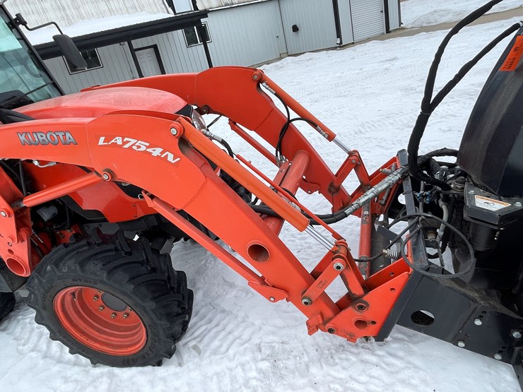 kubota-m8540-image-11