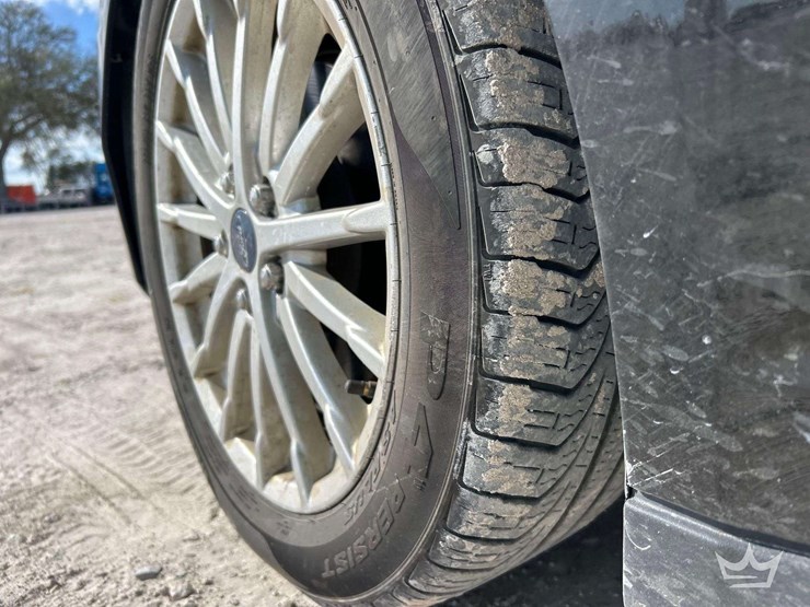 2015-ford-c-max-hatchback-image-20