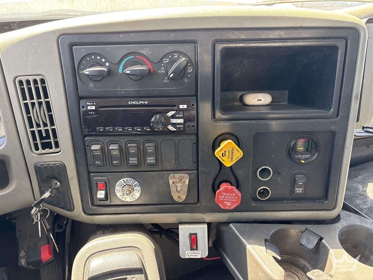 2015-international-workstar-7500-image-13