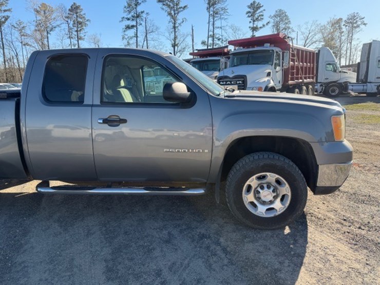 2007-gmc-2500-image-19