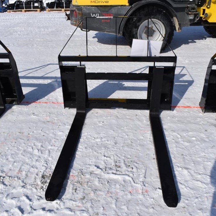 AGT INDUSTRIAL PALLET FORK ATTACHMENT 41889