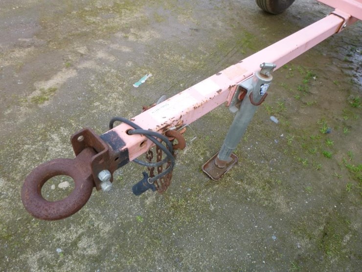 wanco-wtsp-towable-arrow-board-image-10