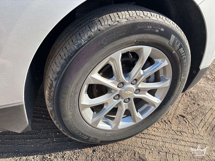 2021-chevrolet-equinox-image-27