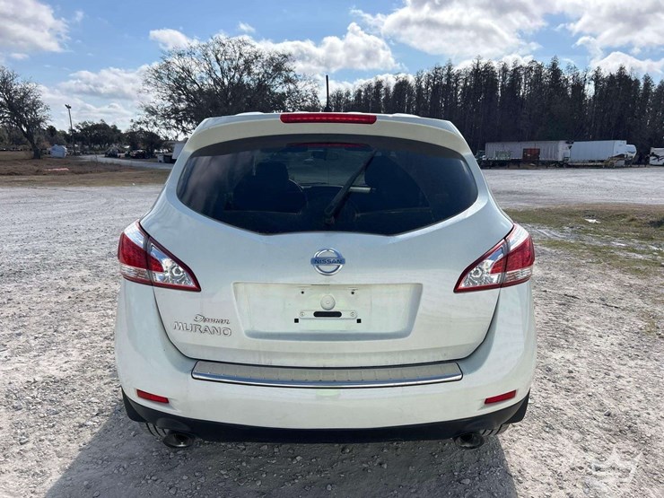 2011-nissan-murano-image-28