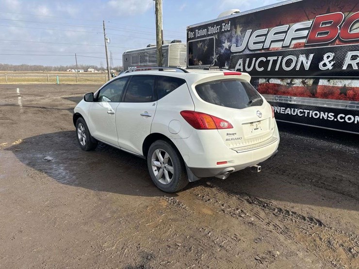 2010-nissan-murano-sl-image-2