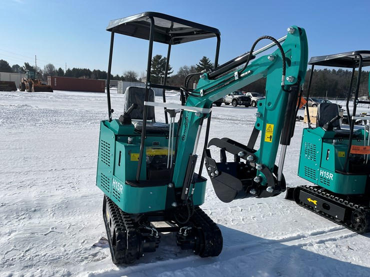 #5352-•-h15r-mini-excavator-image-1