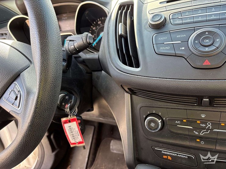 2017-ford-escape-image-15