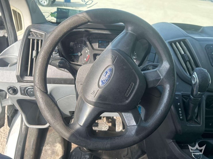 2017-ford-transit-image-17