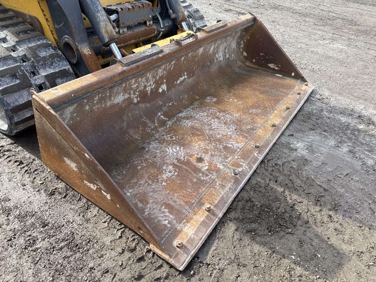 2019-deere-333g-image-12