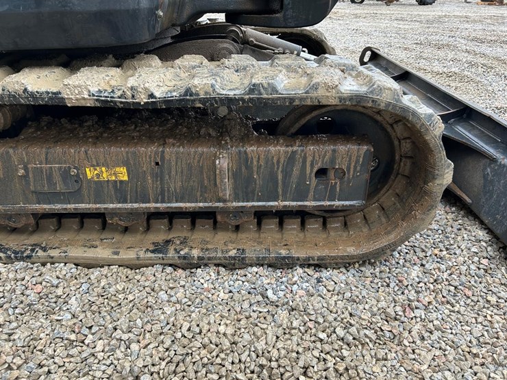 2020-bobcat-e85-image-14