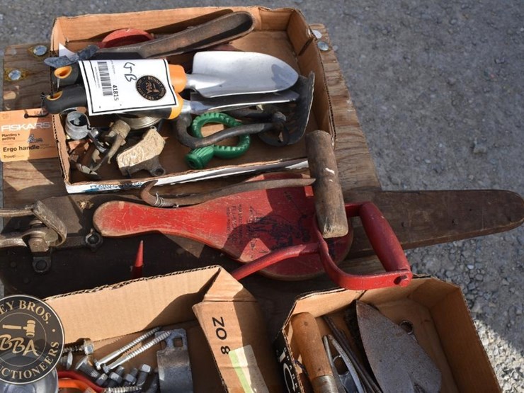 lot-of-assorted-garden-tools-and-hardware-41815-image-5