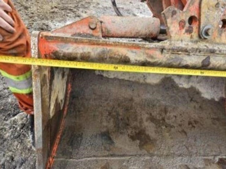 2021-kubota-kx080-4-image-16