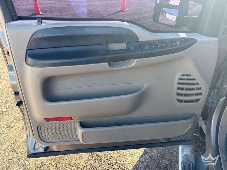 2006-ford-f250-image-14