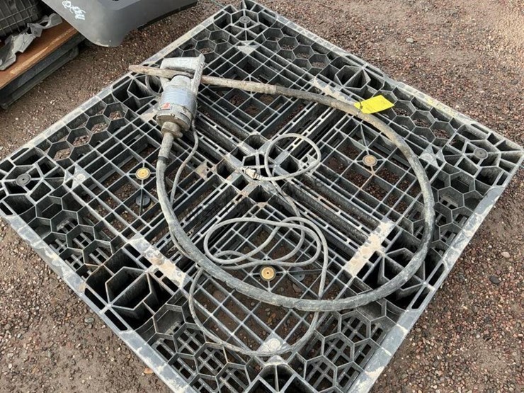 electric-concrete-vibrator-image-3