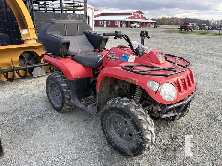 2012-arctic-cat-366-image-3