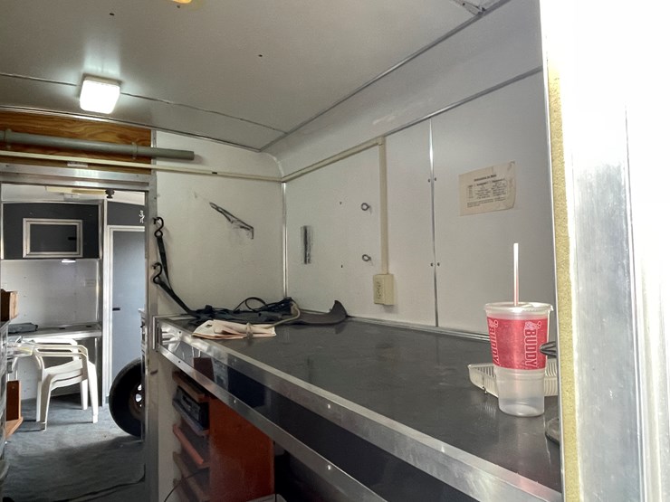 1999-united-expressline-image-18