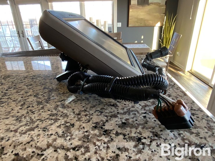 2019-john-deere-2630-image-4