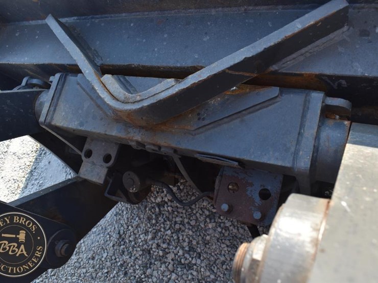 2003-case-621d-xt-image-14