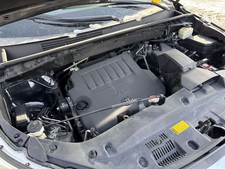 2016-toyota-highlander-image-23