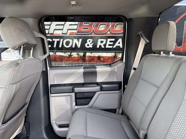 2019-ford-f150-xlt-image-18