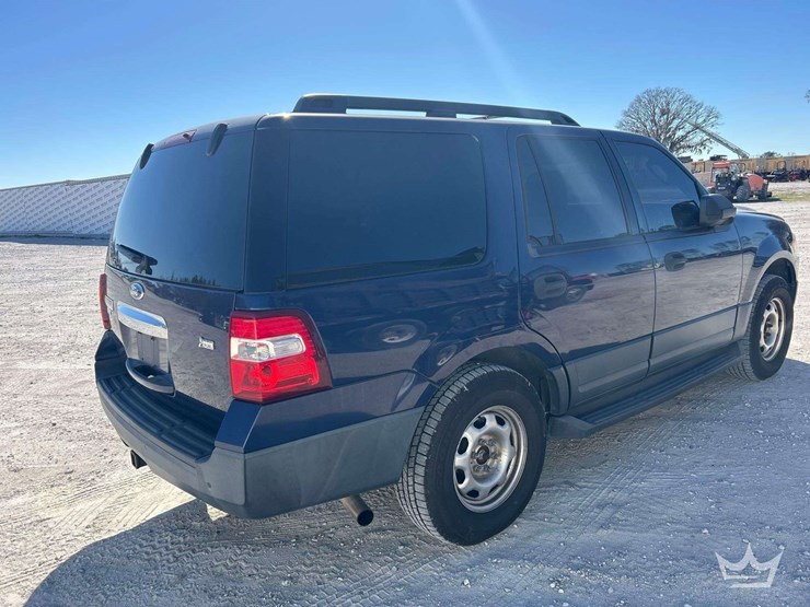 2012-ford-expedition-image-3