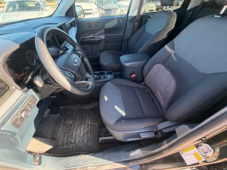 2022-ford-maverick-image-36