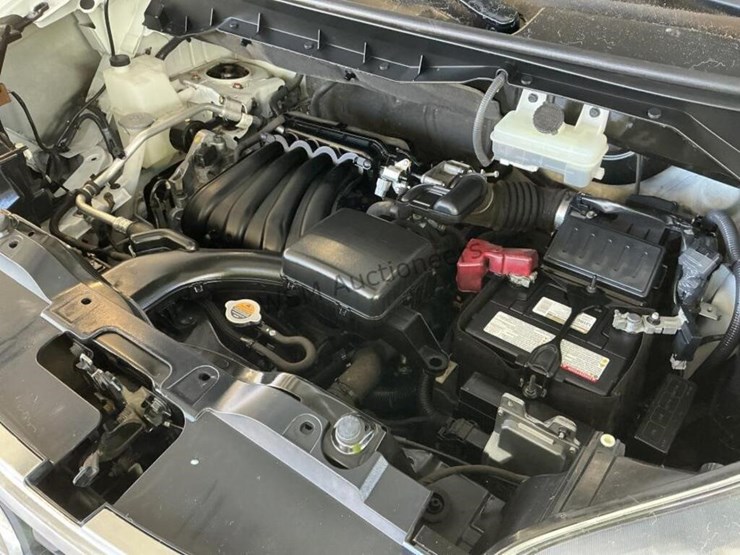 2017-nissan-nv200-image-13