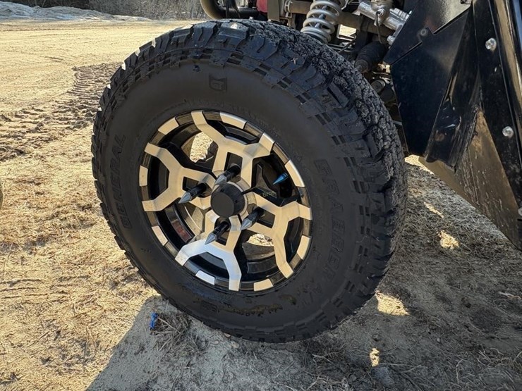 2021-kawasaki-teryx-4-utv-image-5