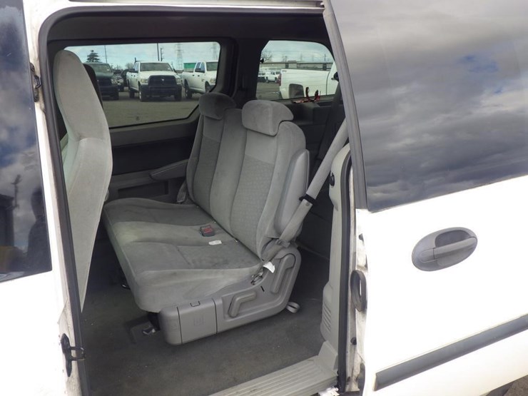 2006-ford-freestar-image-7