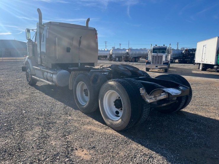 2012-western-star-4900-image-6