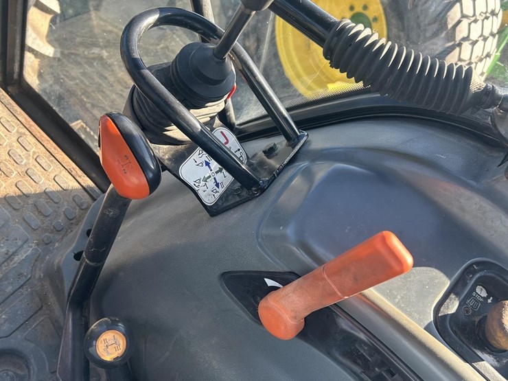 new-holland-tl90-image-13