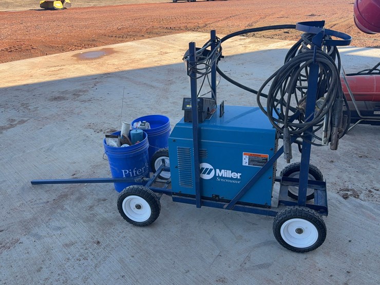 miller-syncrowave-1805d-welder-image-7