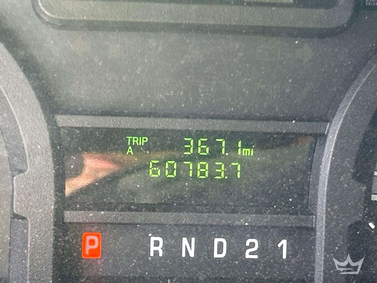 2011-ford-e350-image-6