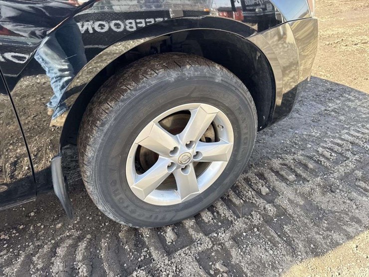 2010-nissan-rogue-image-11