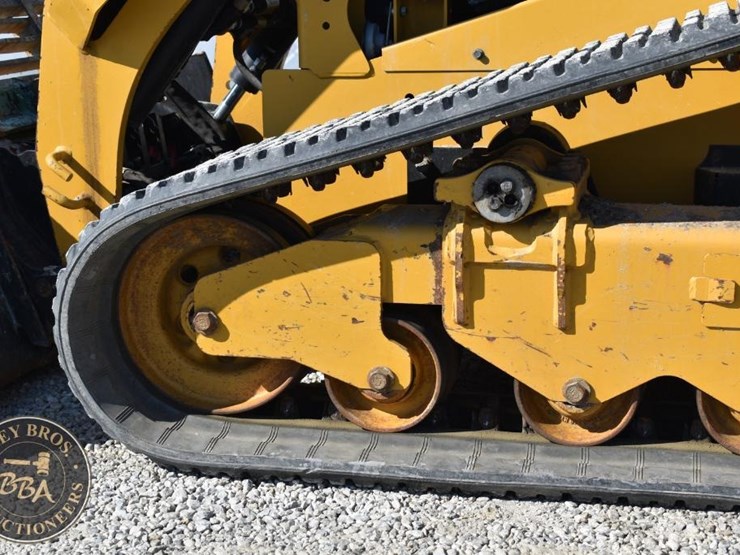 2018-caterpillar-299d2-image-36