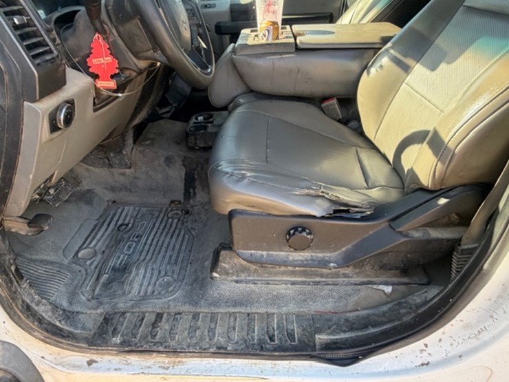 2018-ford-f550-image-35