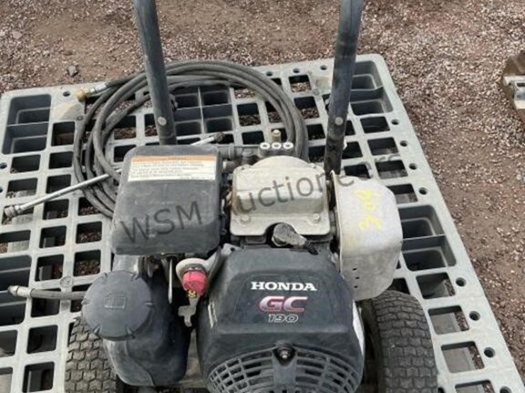 simpson-gas-powered-pressure-washer-image-5