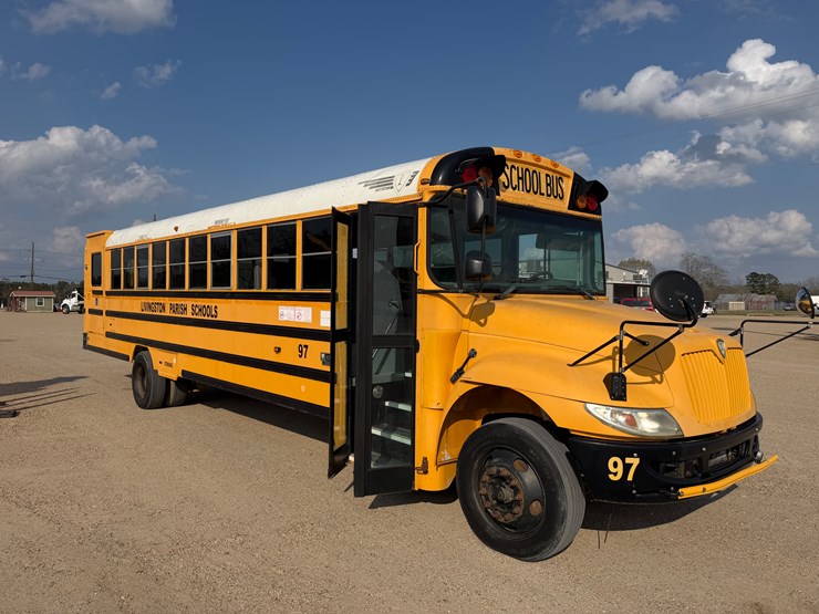 #294-•-2014-ic-corporation-bus-image-2