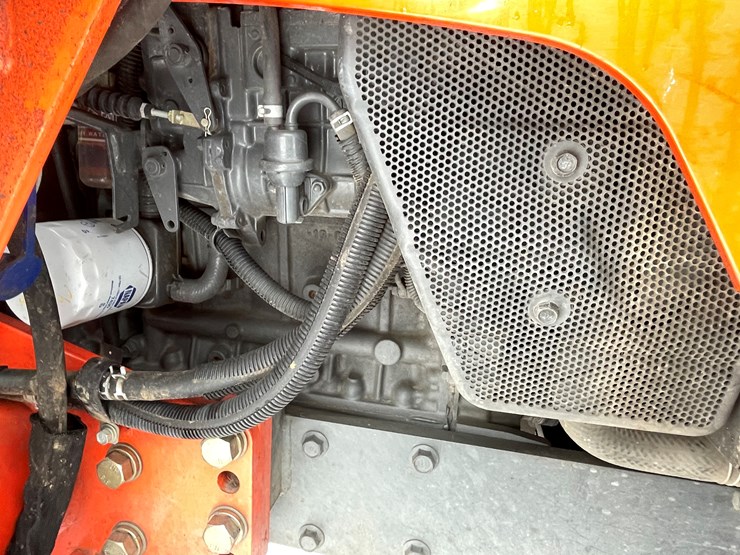 kubota-m8540-image-35