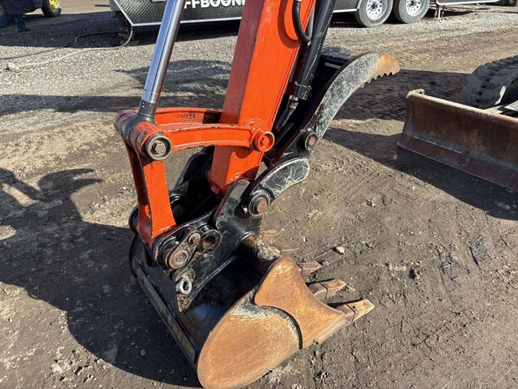 kubota-kx033-4-image-7