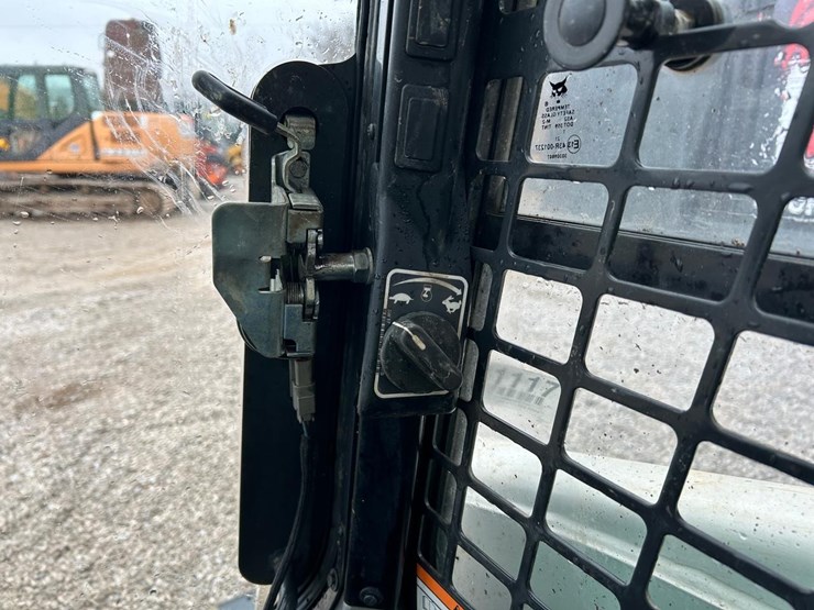 bobcat-t770-image-26