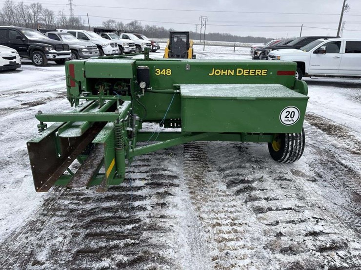john-deere-348-image-3