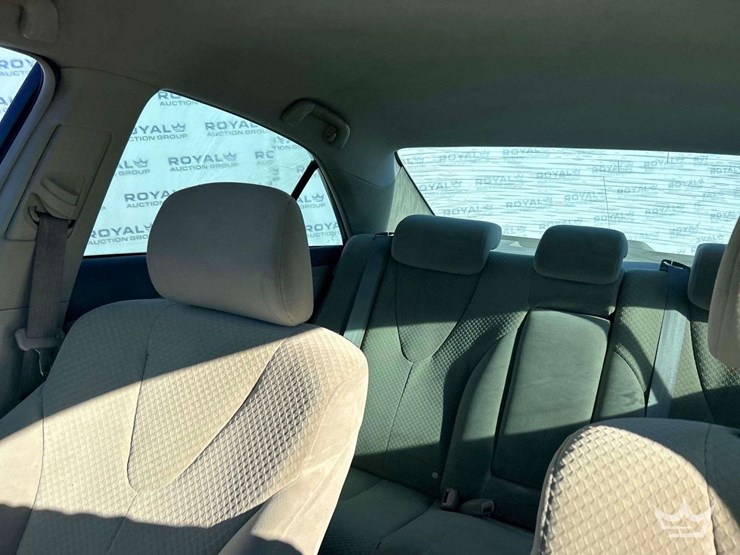 2008-toyota-camry-sedan-image-20